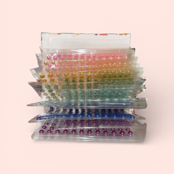 Diamond Press Book of Faux Pearl Embellishments - NEW - Picture 3 of 5